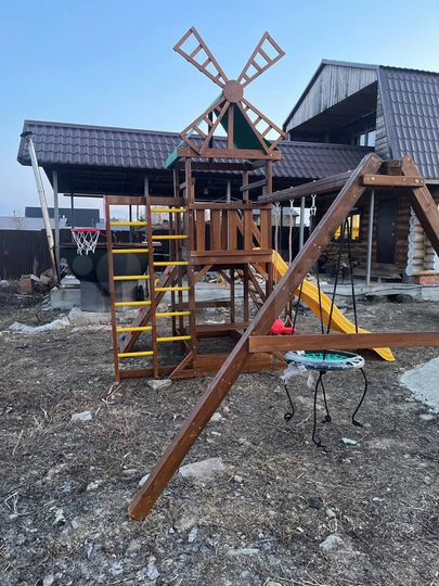 Коттедж 191,6 м² на участке 20 сот.