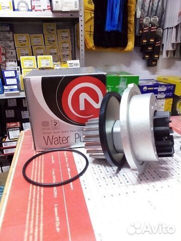 Помпа Daewoo nexia 16V