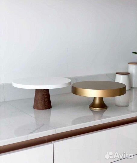 Тортовница деревянная