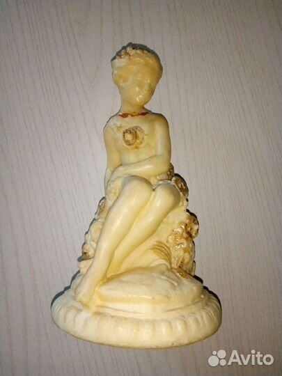 Статуэтки разные / обмен на ростки цветочков