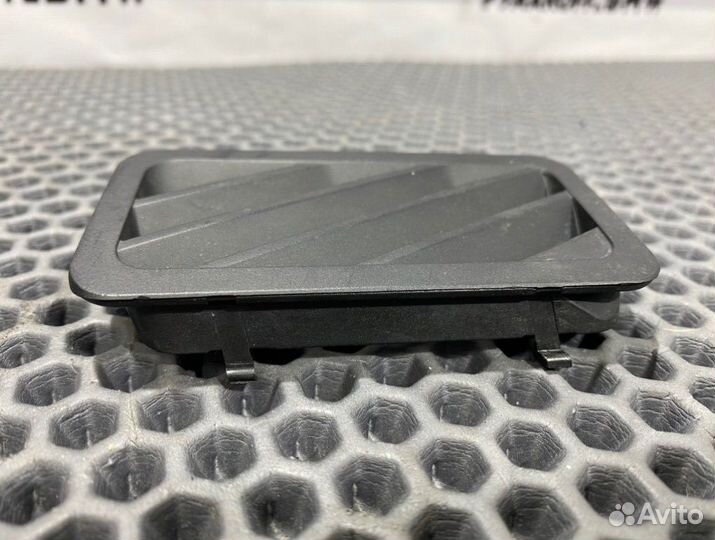 Решетка вентиляционная передняя Bmw X5 E53 M62B46