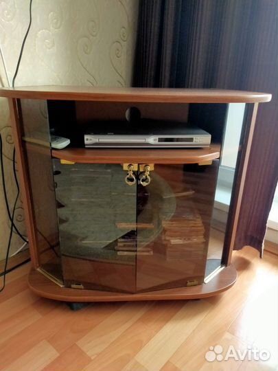 Тумба под телевизор бу