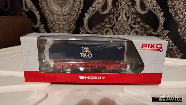 Платформа DB Cargo с контейнером 