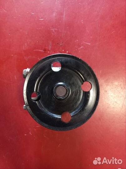 Насос гура mazda CX7 EG21-32-600A