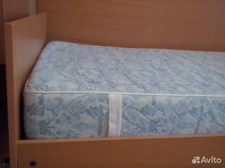 Продам кровать бу