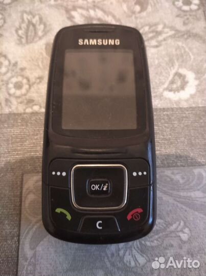 Телефон Samsung