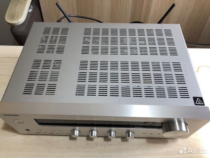 Onkyo TX-8270 сетевой ресивер 2х160 Ватт