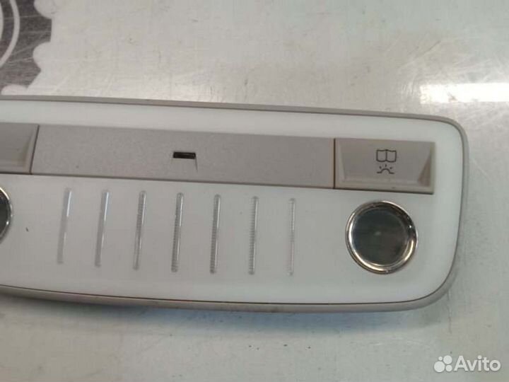 Плафон подсветки салона задний Mercedes-Benz