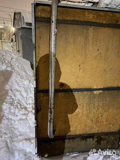 Задний бампер ваз 2103