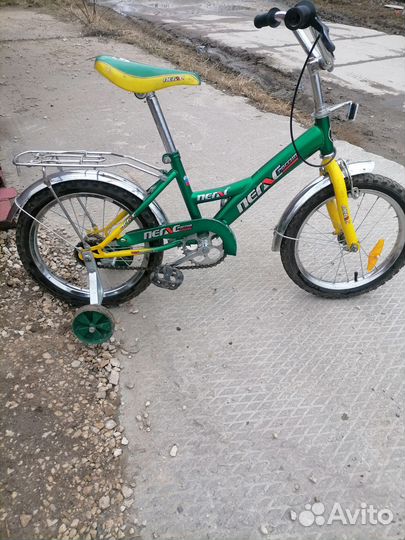Детский велосипед 16