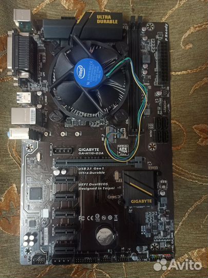 Материнская плата с процессором