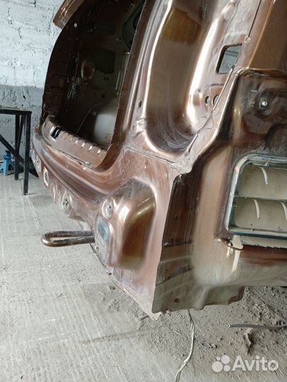 Задняя панель кузова Renault Duster F4R401 2014