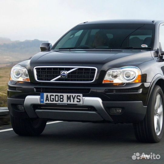 Бампер передний в цвет Volvo XC90 (2007)