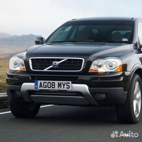 Бампер передний в цвет Volvo XC90 (2007)