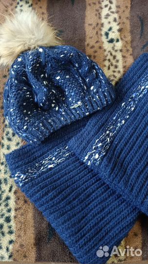 Комплект шапка и снуд в отличном состоянии