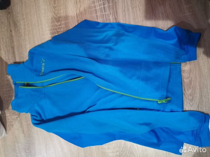 Спортивная кофта