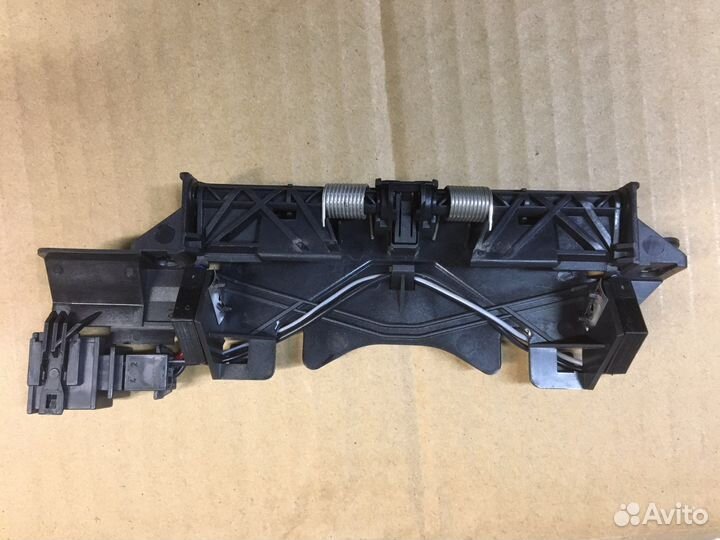 Audi Q7 Q5 концевик крышки багажника