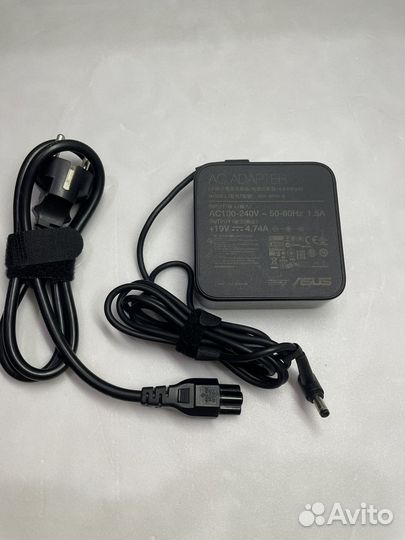 Блок питания для ноутбука Asus ADP-90YD B