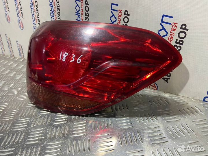 Фонарь правый Opel Astra J