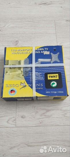 Настенное крепление под LCD TV