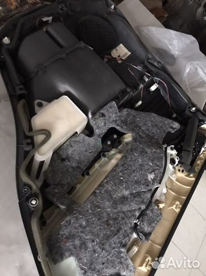 Обшивка задней двери прадо 150