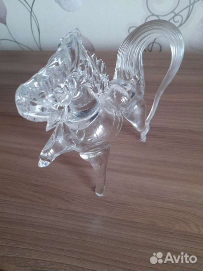 Хрустальная лошадь