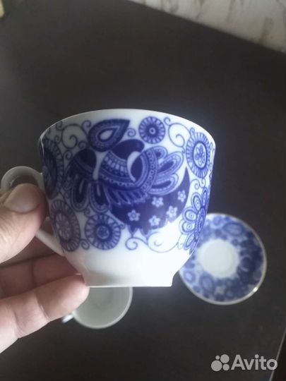 Две чайные пары