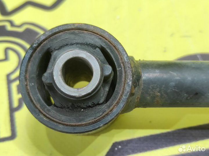 Рычаг продольный задний левый Toyota Camry ACV30