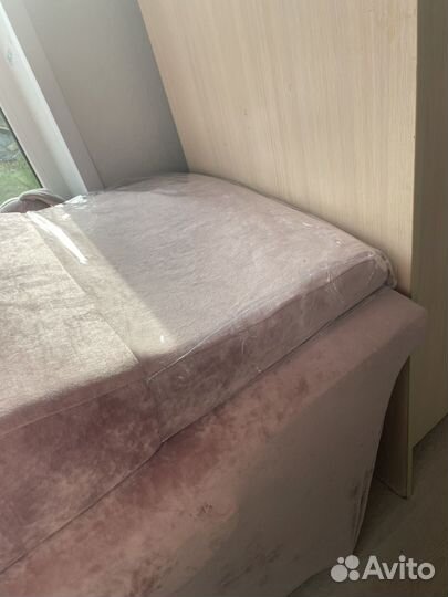 Защитный чехол на матрас волна