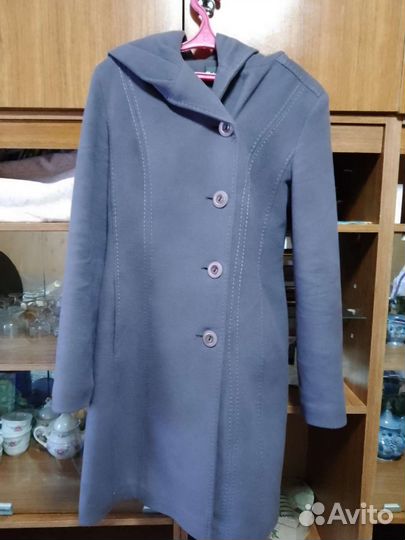 Пальто женское размер 44