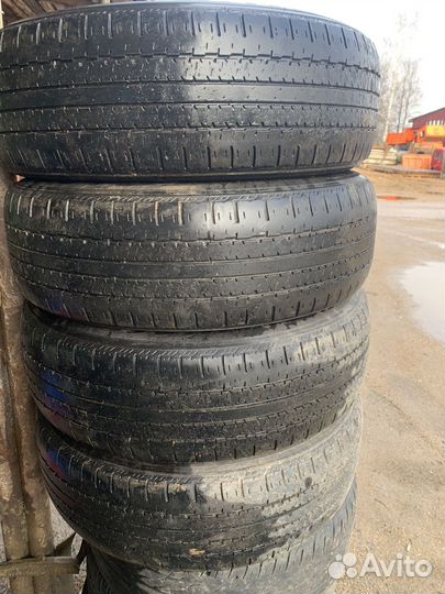 Triangle THW10 215/70 R16