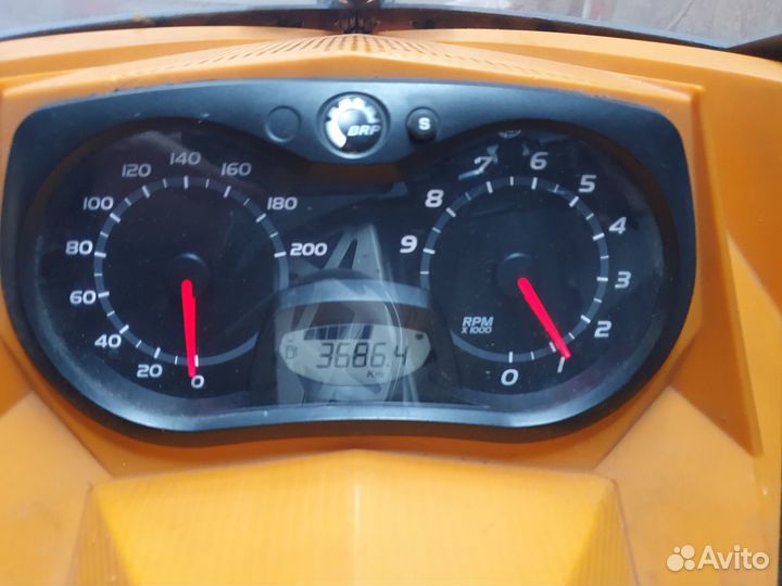 BRP Ski-doo Summit 154, 800