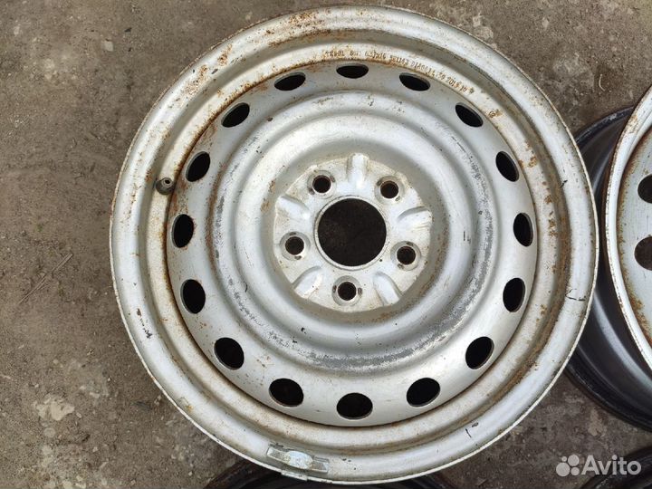 Комплект штампованных дисков R16 5x114,3