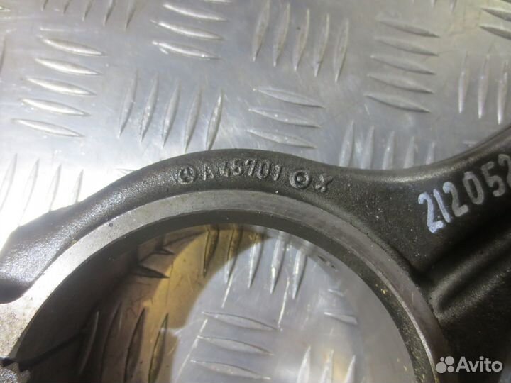 Шатун Mercedes-Benz A4570300120