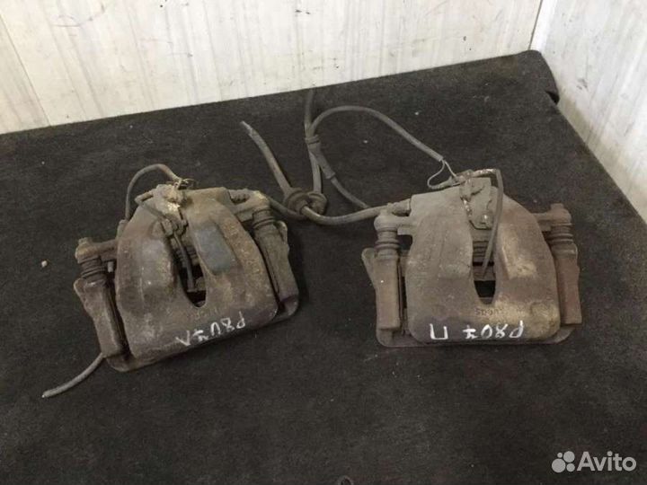 Суппорт тормозной передний левый peugeot 807 2.2 nn