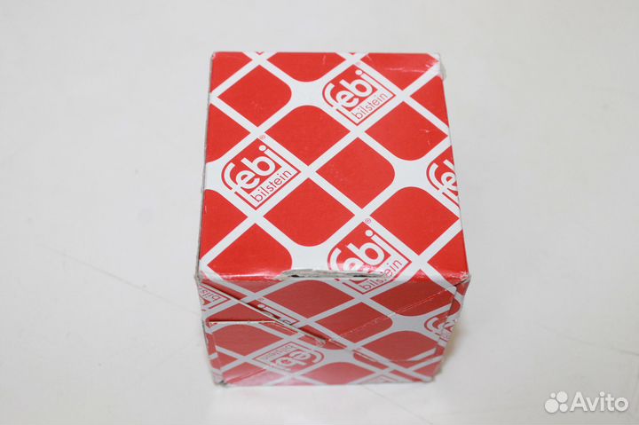 BMW Е53 Подушка заднего редуктора 33171096207