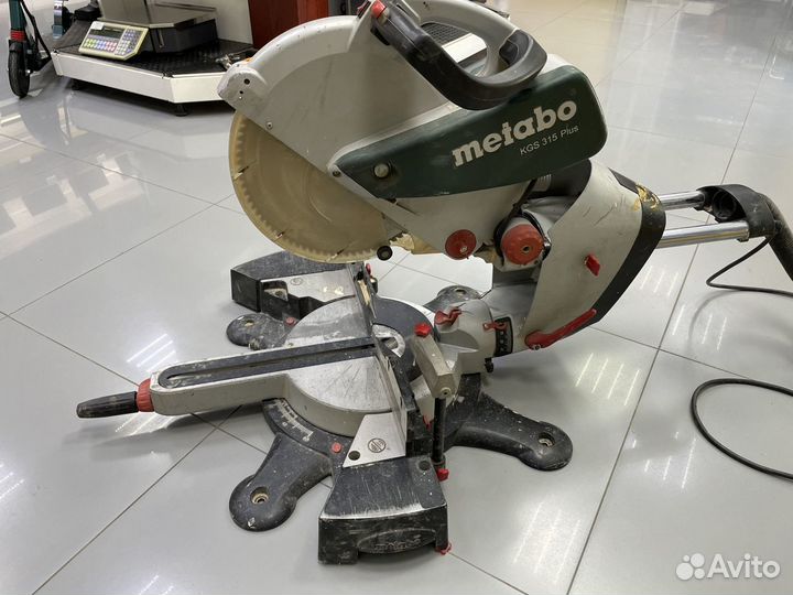 Торцовочная пила Metabo KGS 315 Plus