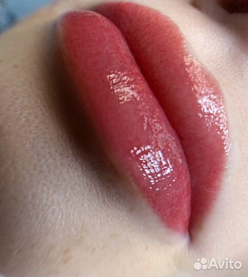 Перманентный макияж бровей, губ, межресничка