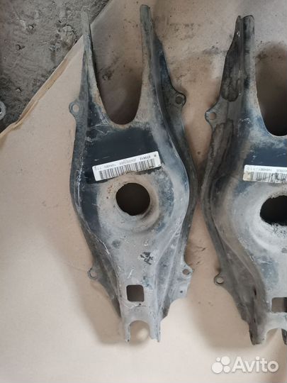 Рычаг подвески Mercedes Glk левый