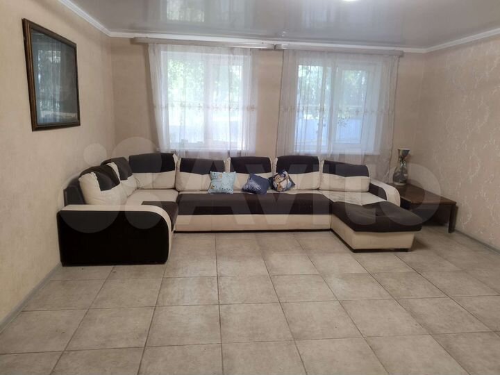 Коттедж 164 м² на участке 6 сот.