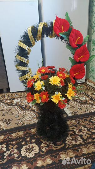 Ритуальные венки и корзины