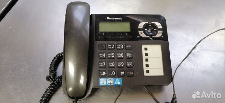 Телефон panasonic