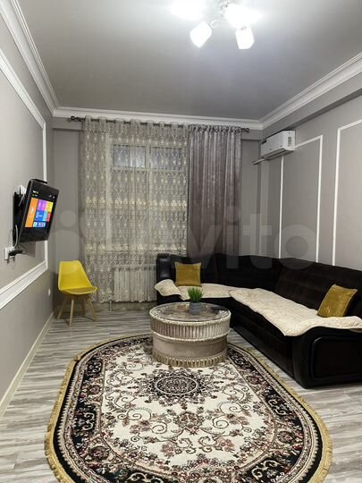 2-к. квартира, 80 м², 2/9 эт.