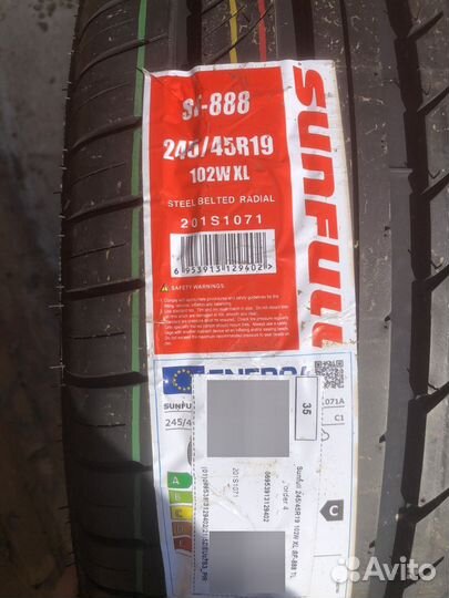 Sunfull SF-888 245/45 R19