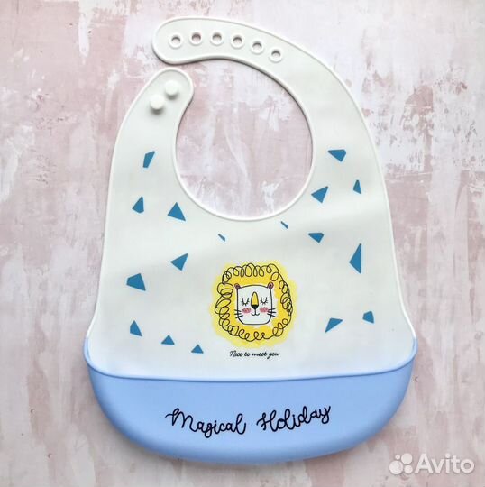 Нагрудник силиконовый