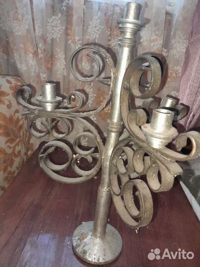 Старинный бронзовый подсвечник