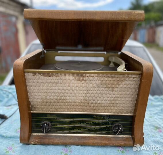 Радиола Рекорд-61