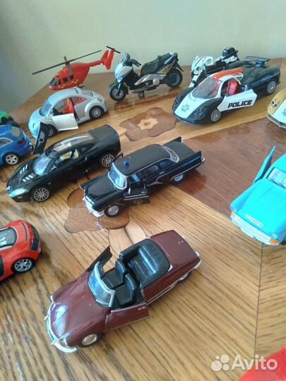 Детские машинки игрушки металлические