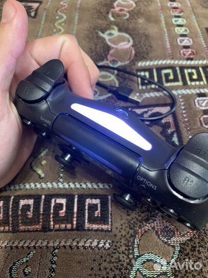 Геймпад Sony dualshock 4