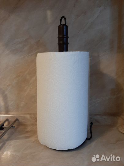 Держатель для бумажных полотенец